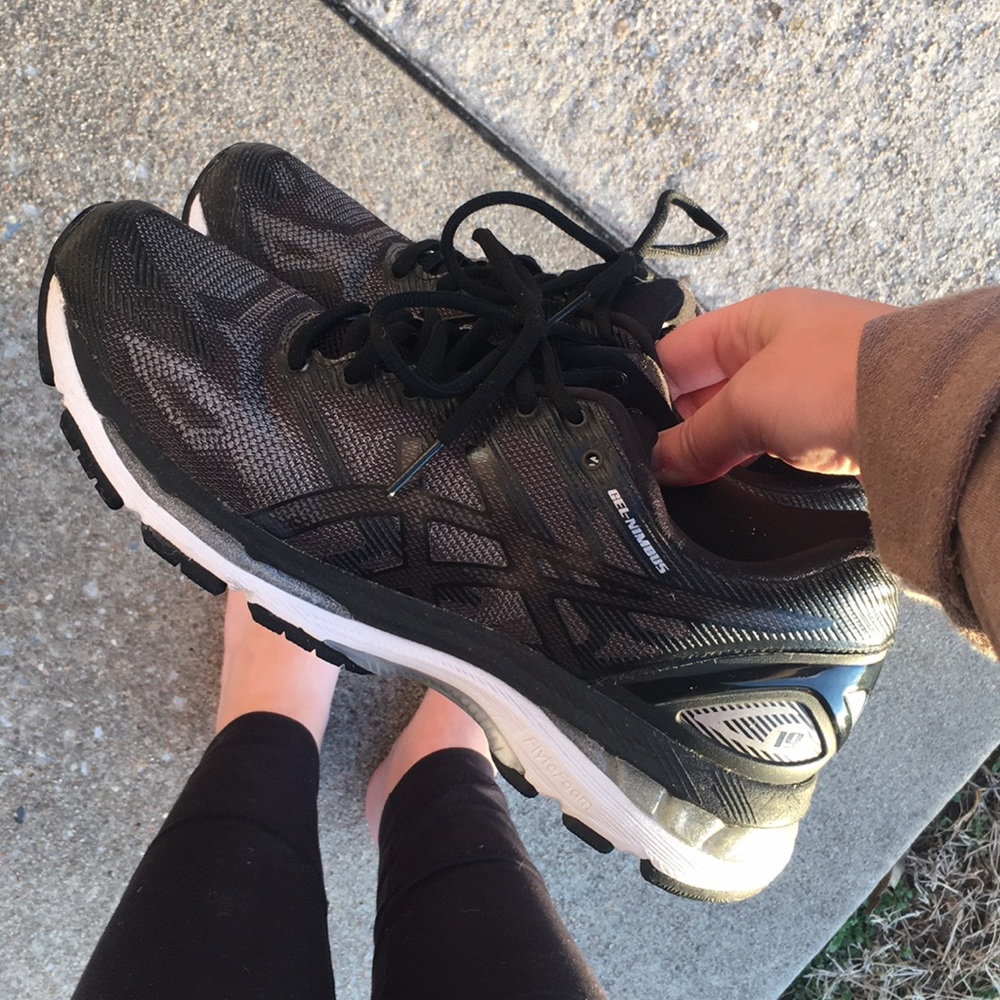 Black ASIC Gel-Nimbus